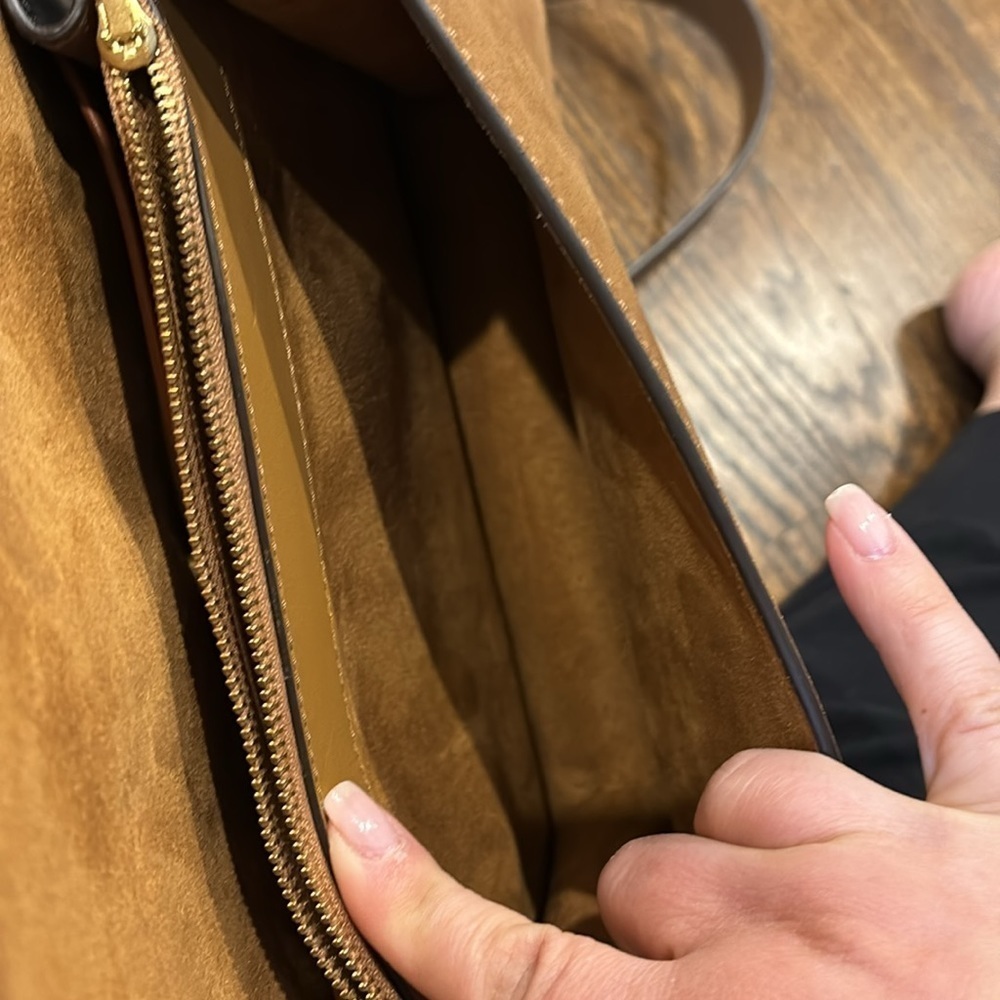 COACH Beat should bag with rivets - Picture 12 of 15